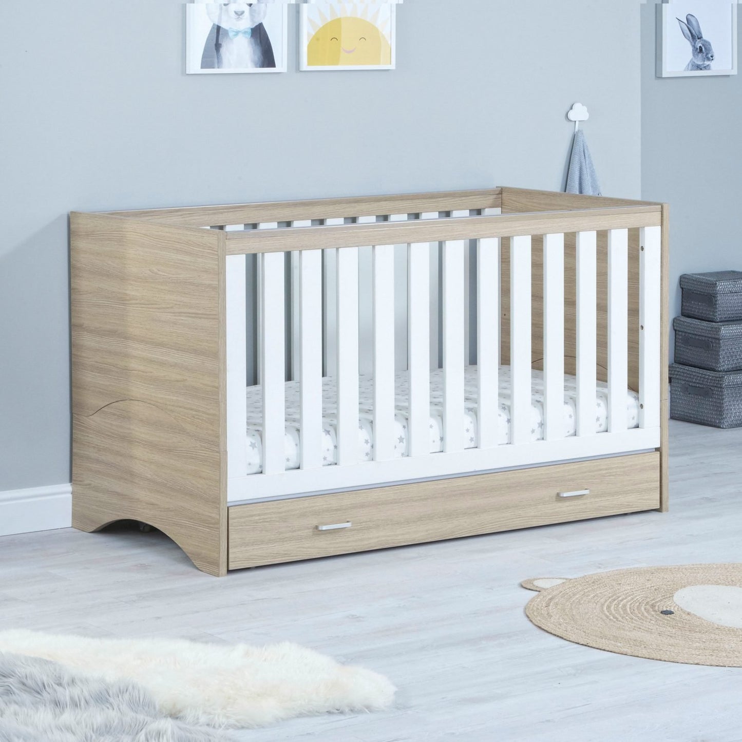 Babymore Veni 2 piece nursery furniture set